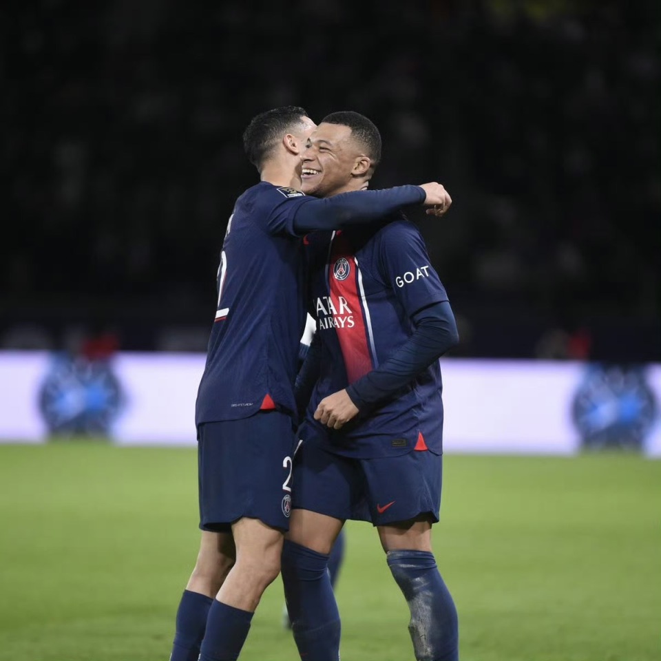 开云体育官网登录入口穆古鲁扎在加拿大队比赛中爆冷姆巴佩与80激战热火分钟，媒体一致点评：摩纳哥战术微调备战NBA总决赛的简单介绍